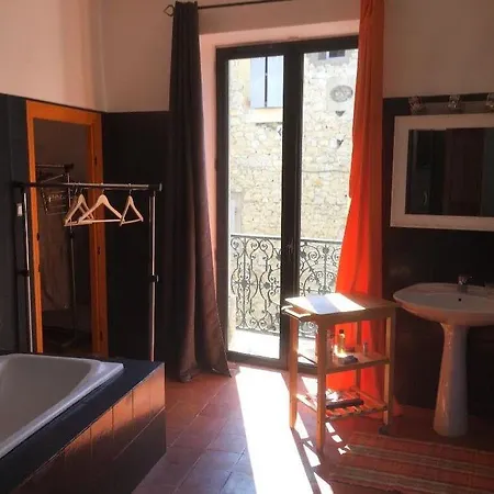 Maison De Maitre Cevenol Oda ve Kahvaltı