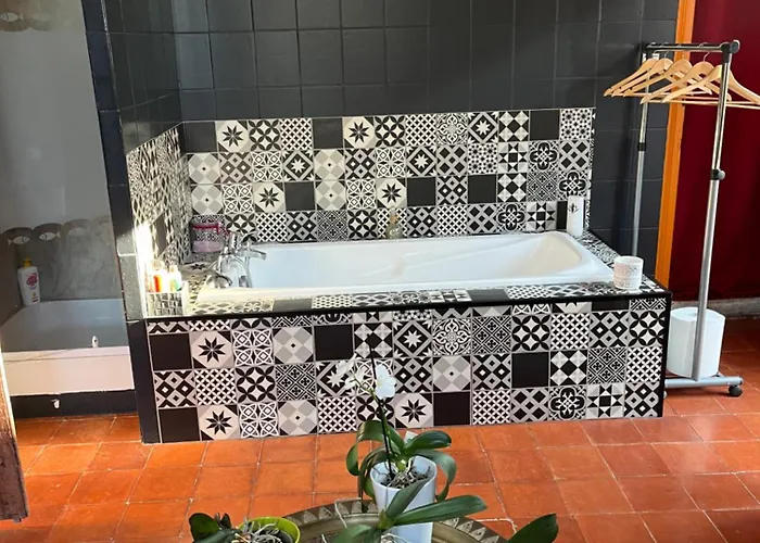 Couette-café Maison De Maitre Cevenol 3*